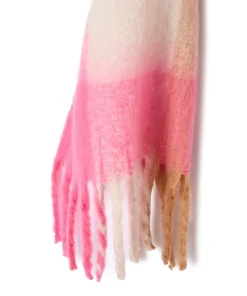 Echarpe à carreaux effet laineux