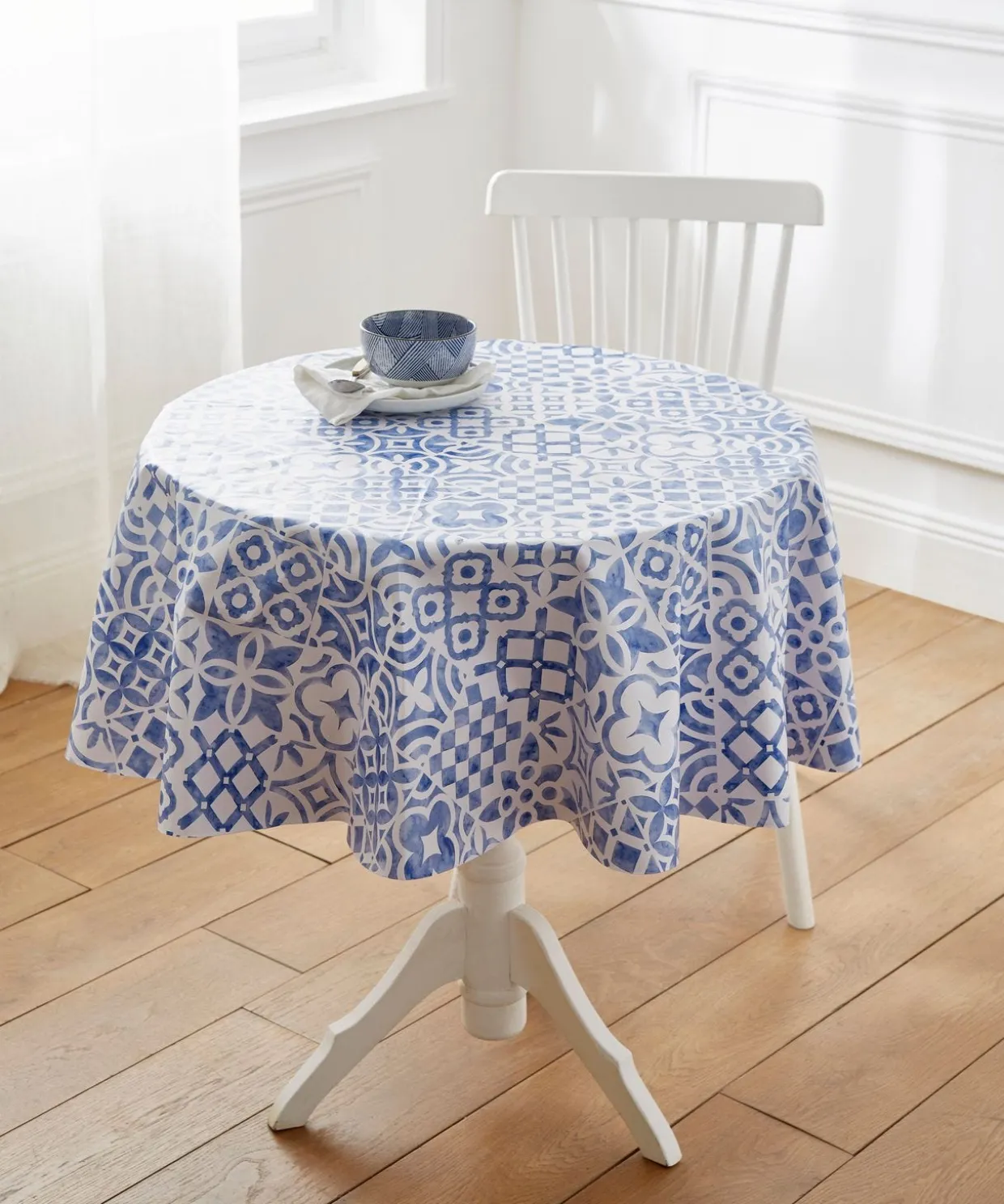 Nappe en toile cirée motif carreaux de ciment