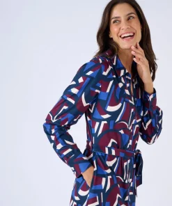 Robe en maille chaude.