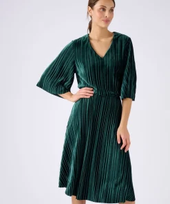 Robe en velours plissé satiné + ceinture